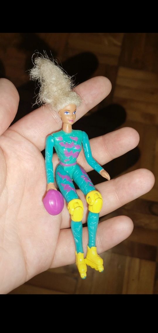 Mattel McDonald's lalka Barbie na wrotkach rolkach retro figurka
