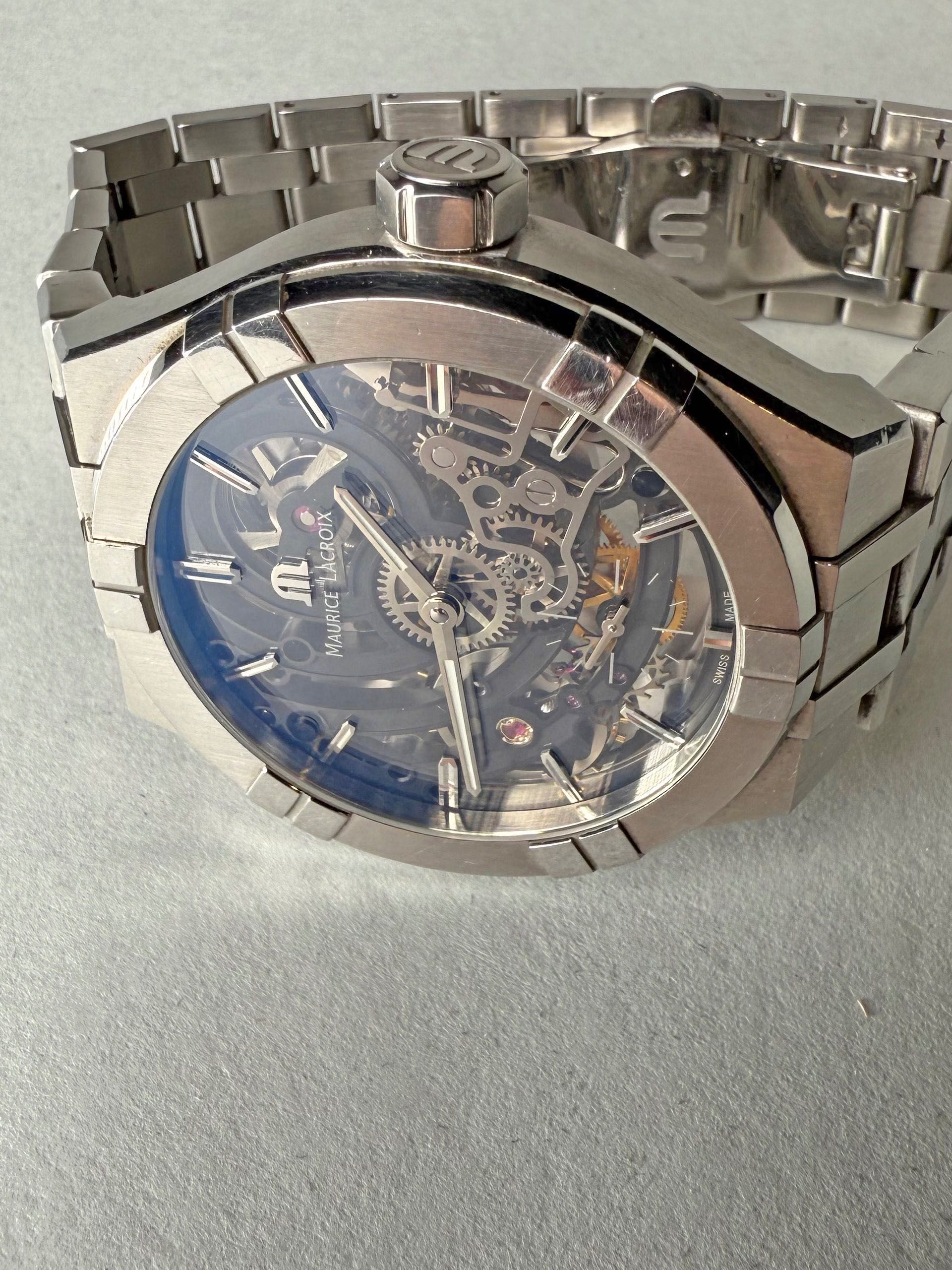 Maurice Lacroix Aikon Skeleton AI6028-SS002-030-1