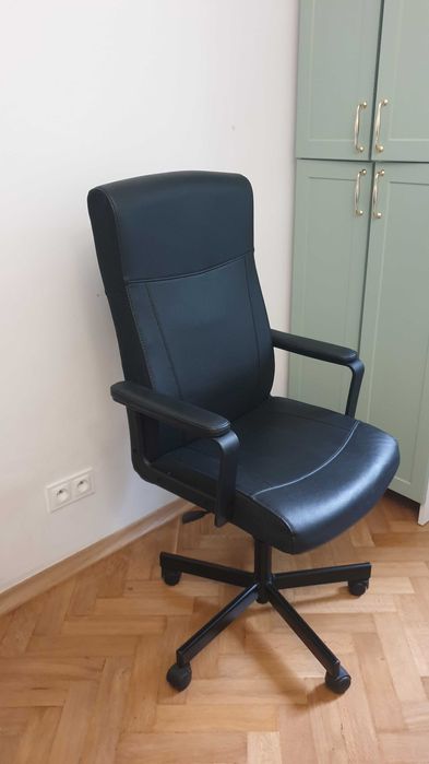 Krzesło biurowe Ikea MILLBERGET krzesło obrotowe