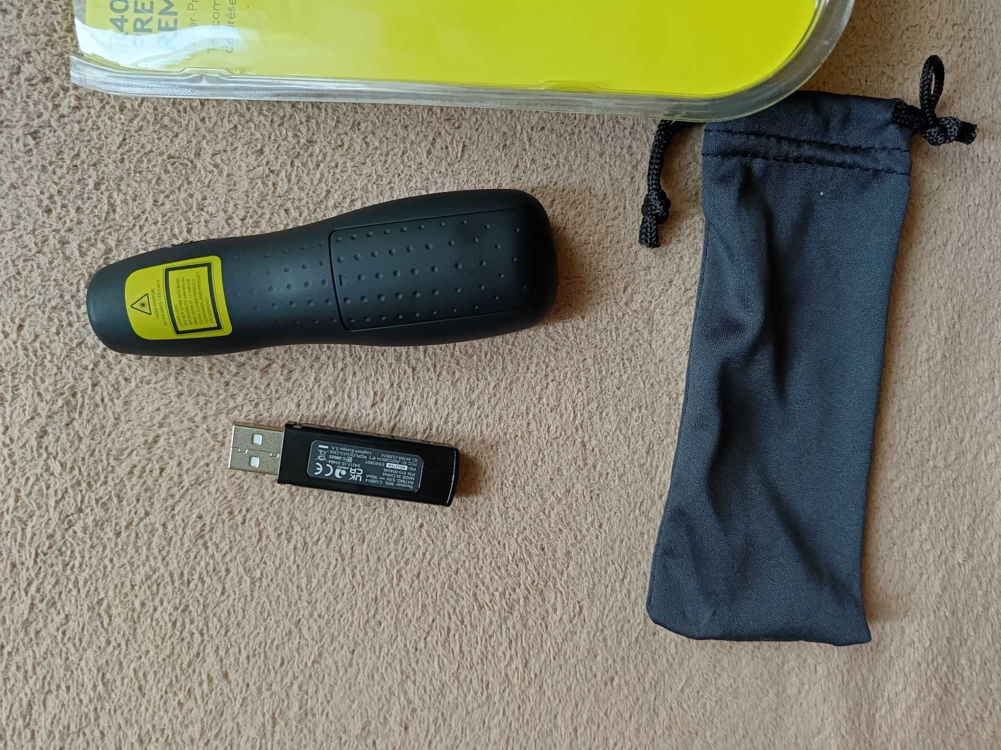 Презентер Logitech Wireless Presenter R400, Пульт дистанц. керування.