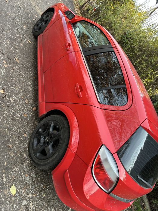 Opel astra h 2004r