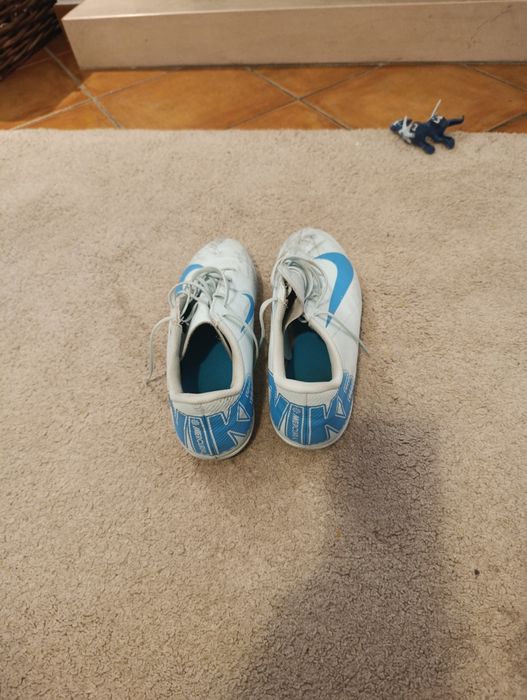 Vendo chuteiras de futebol