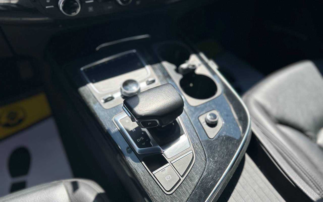 Audi Q7 2016 року