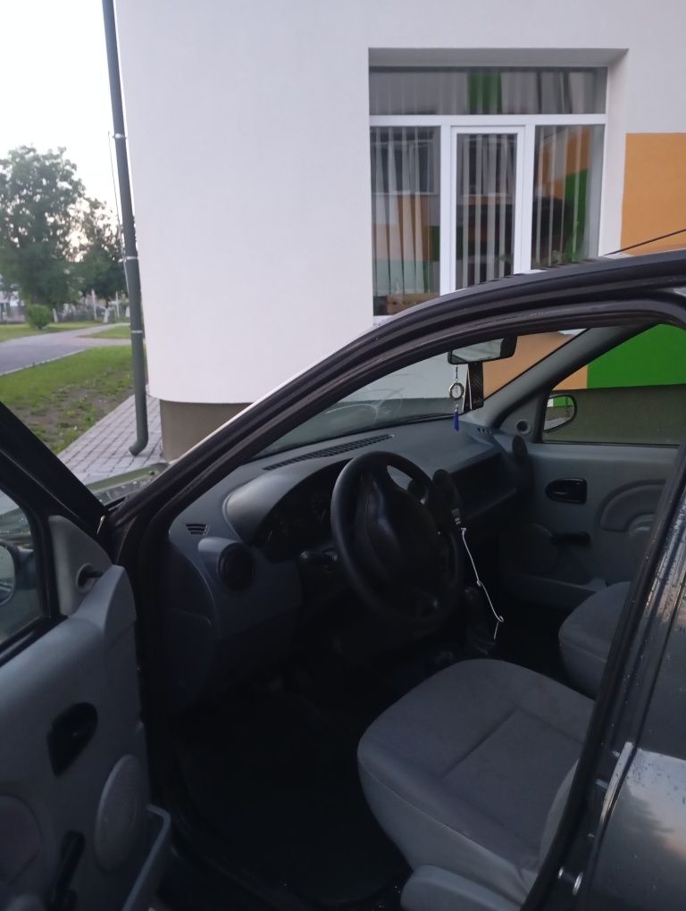 Продаж авто дачія логан з рідним пробігом 175 тис
