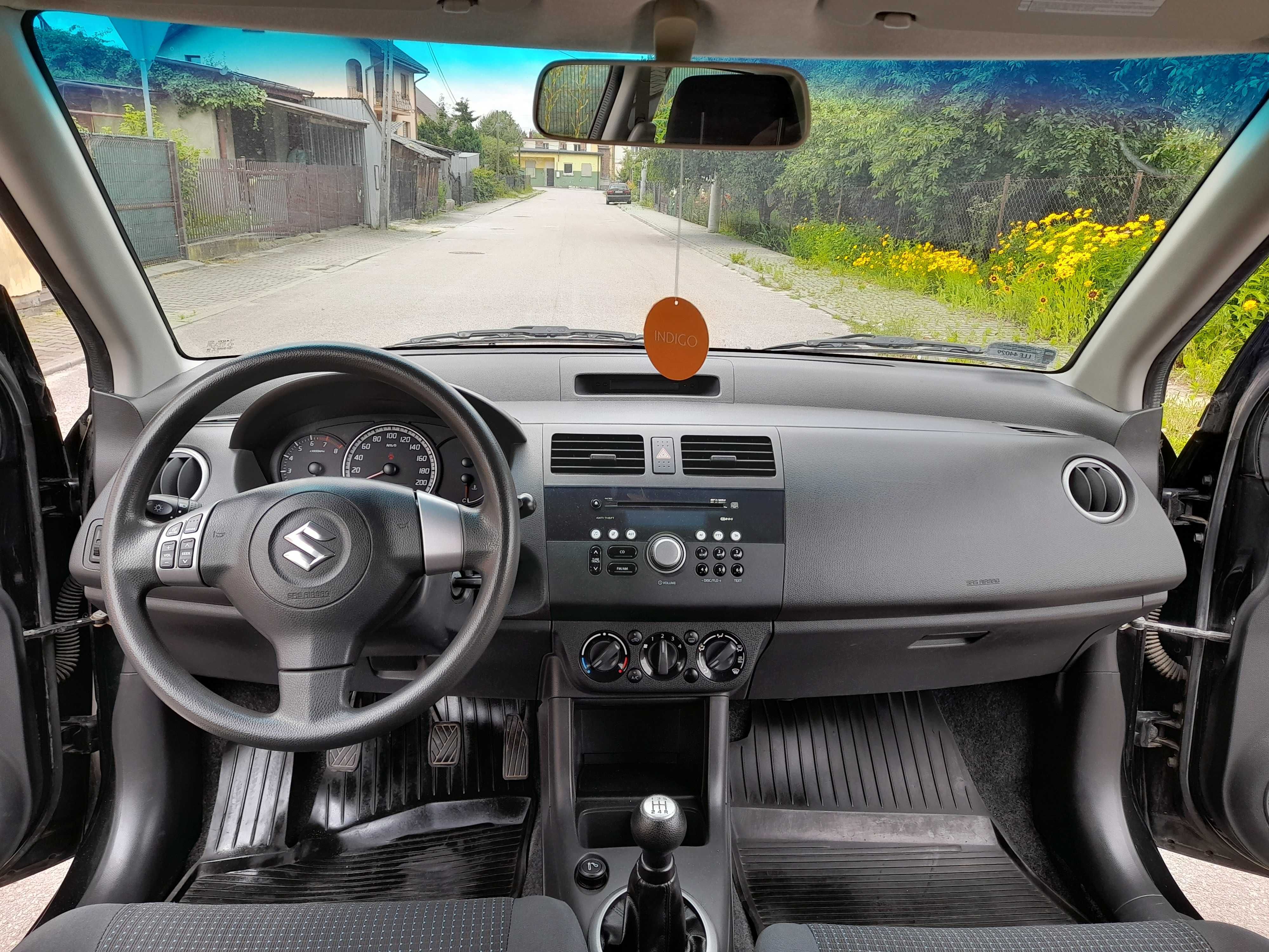 Suzuki Swift 1.3 benzyna,zadbany,klima sprawna,168 tys,przebiegu