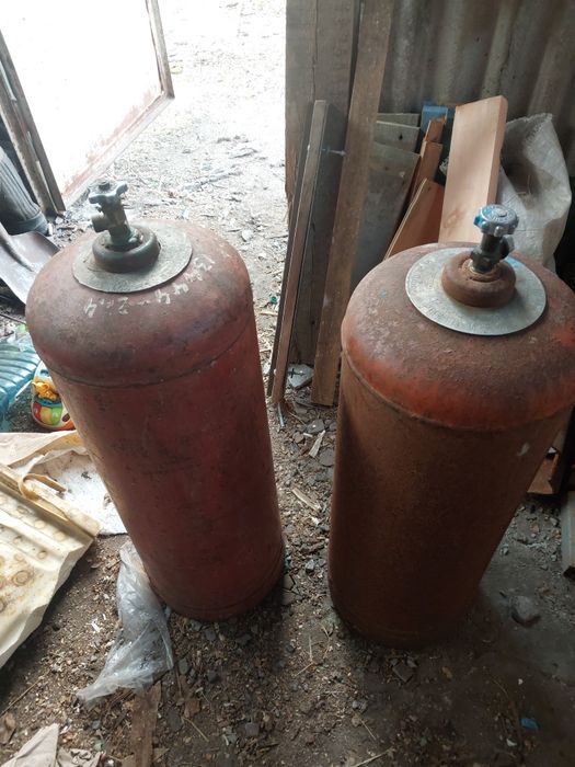 Газовые балоны..