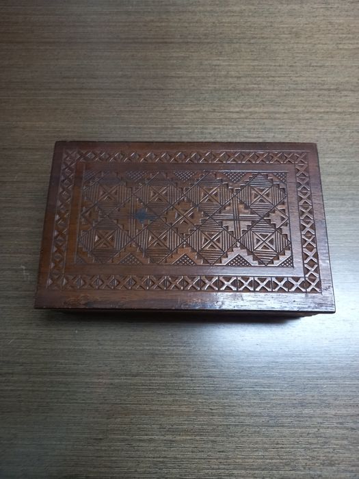 Cigarreira em Madeira