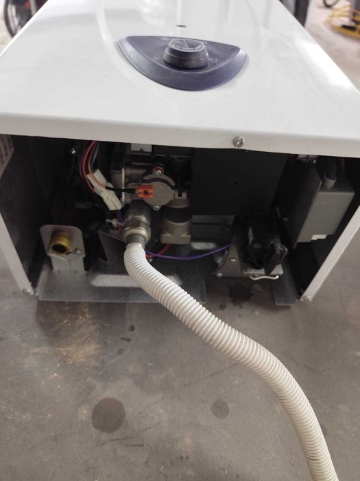 Esquentador Ariston Tiragem Natural