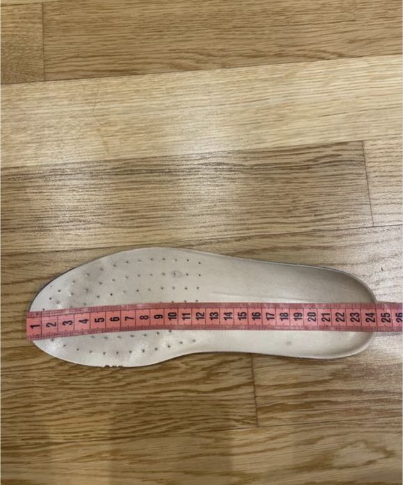 Женские кожаные кеды Ecco 37