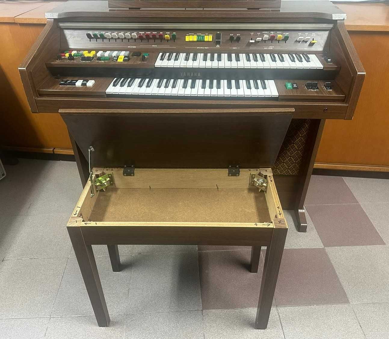 Yamaha Electone 75N e banco