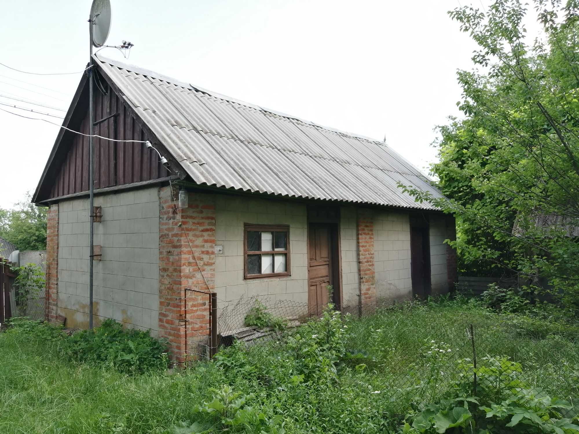 Приватний будинок в с. Петрівка-Роменська, Гадяцького району