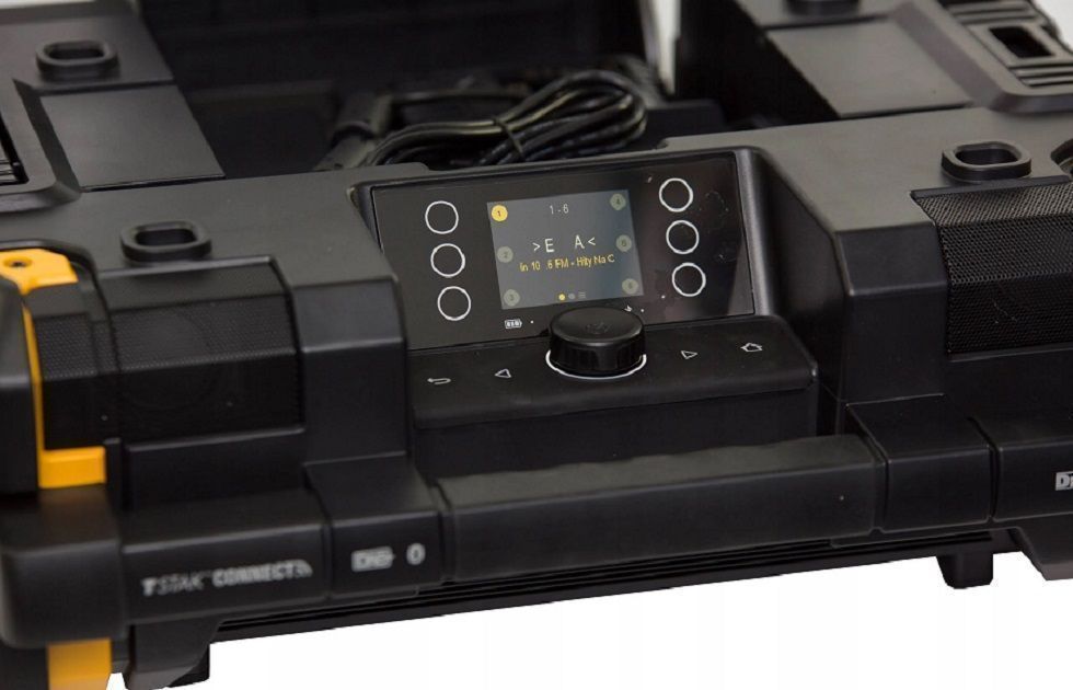 Radio Z Ładowarka Tstak 10,8/18/54/230V