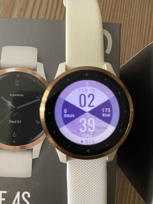 Garmin vivoactive 4 s gps