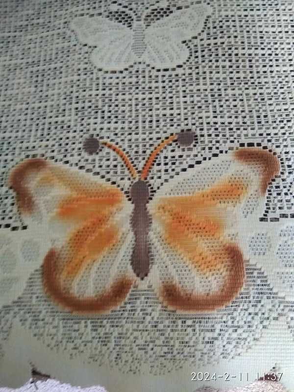 Wiosenna firana w motyle