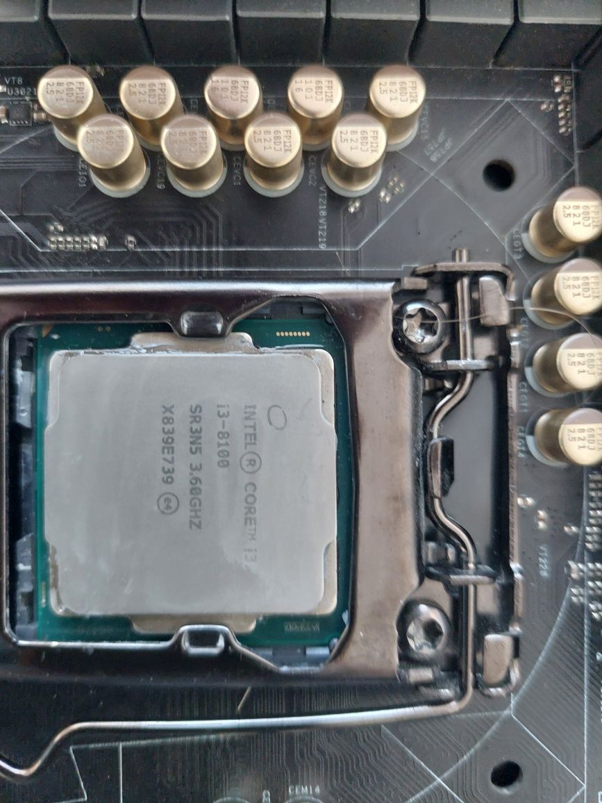 ASRock Z170 EXTREME 4 / mod z390/ CPU i3 8100 jak i7 6700