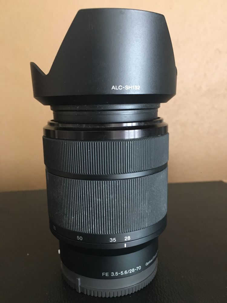 Vendo Sony FE 3.5-5.6 / 28-70mm Kit Lens