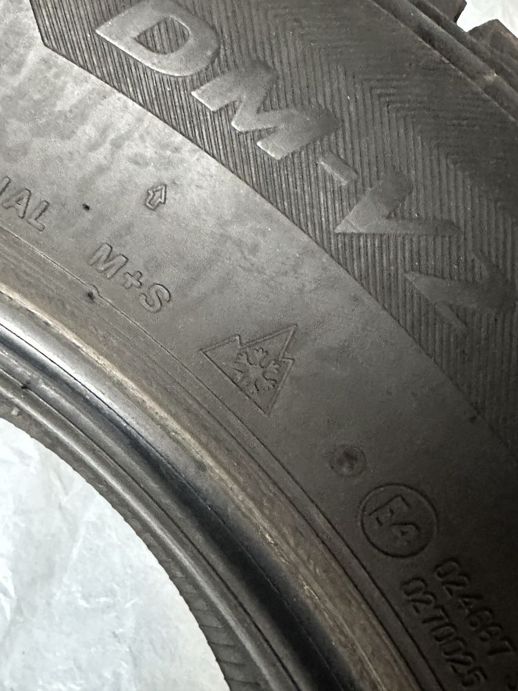 Зимняя резина Bridgeston 215/65 r16 зимова гума