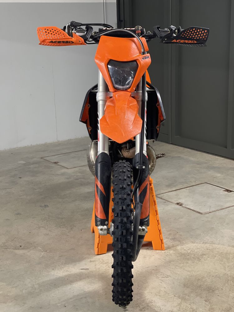 KTM Exc 250 (Motor com 6h)