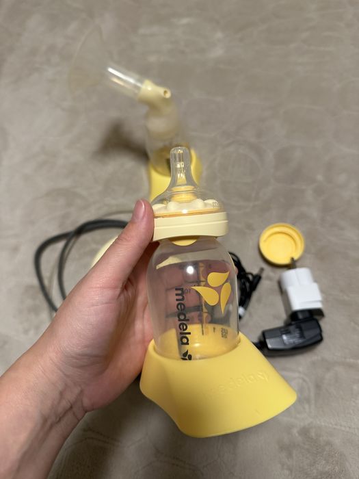 Молоковідсмоктувач Medela swing