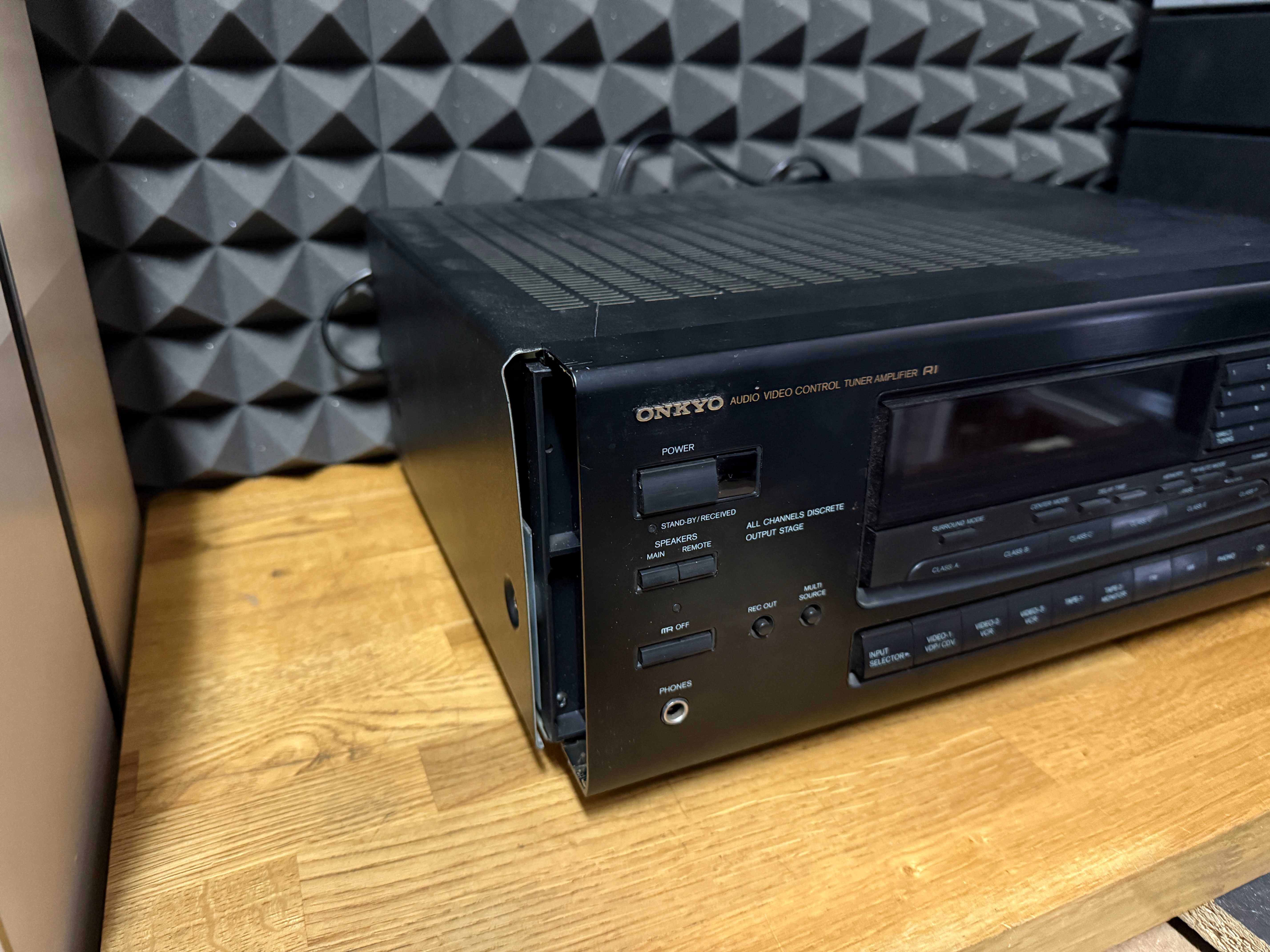 Amplituner ONKYO TX-SV9041