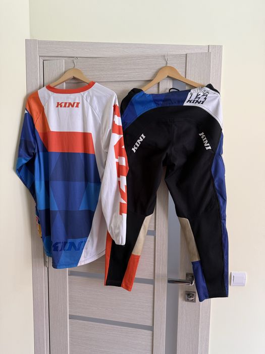 Кросовий мото костюм Kini Division RedBull 34 XL