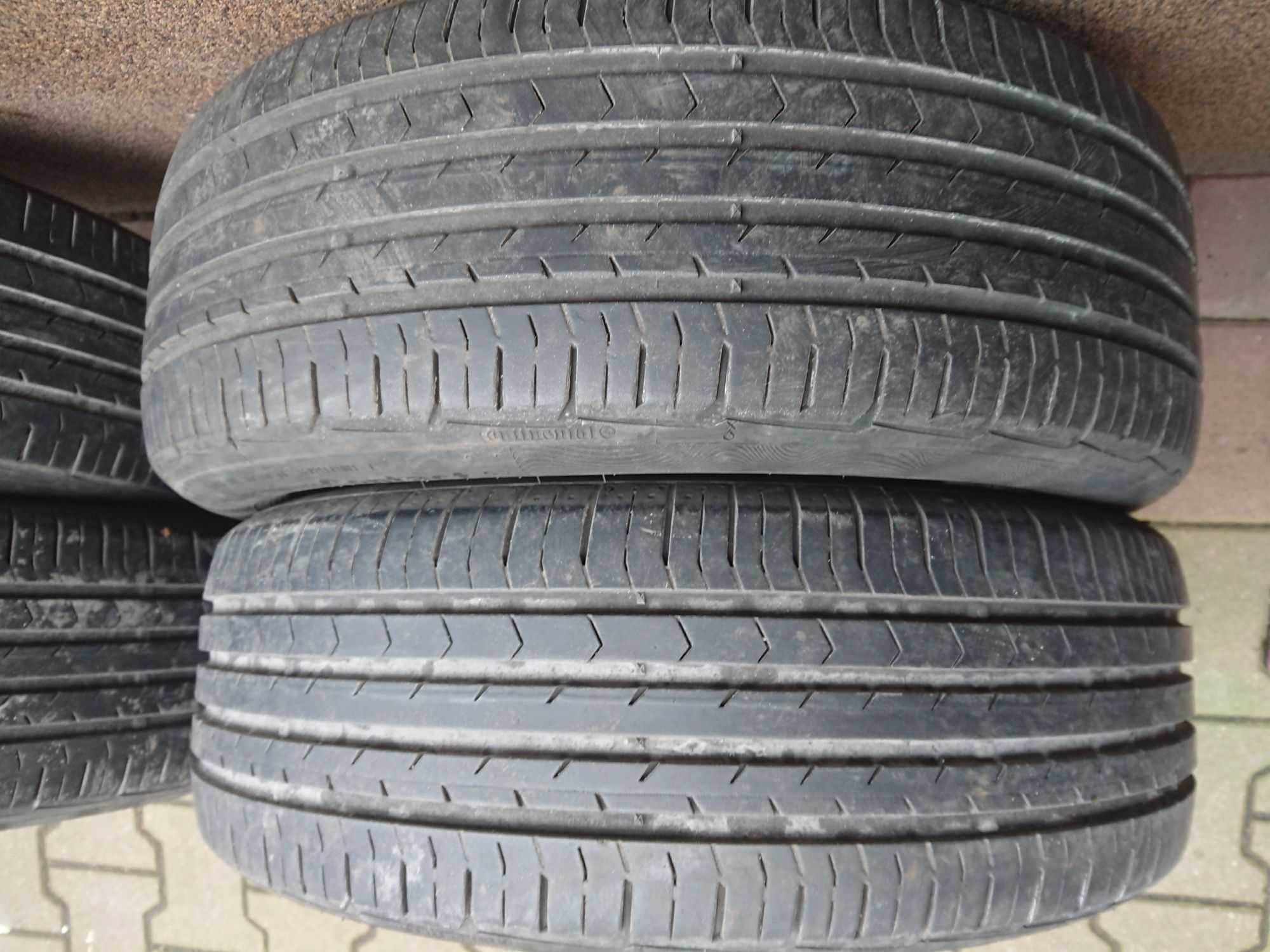 Opony letnie Continental 205/55 R17 V XL