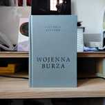 Książka Victoria Aveyard Wojenna Burza