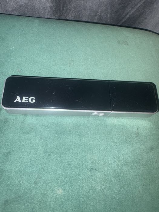 AEG  trymer do nosa, uszu