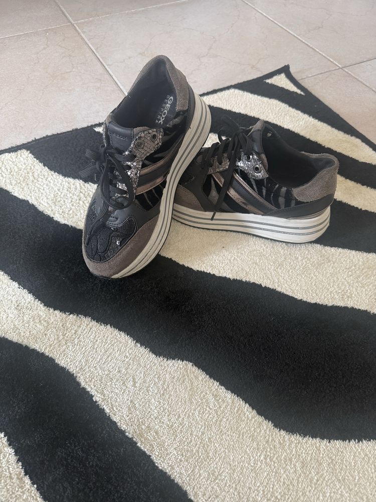 Tenis GEOX Nº38- como novos