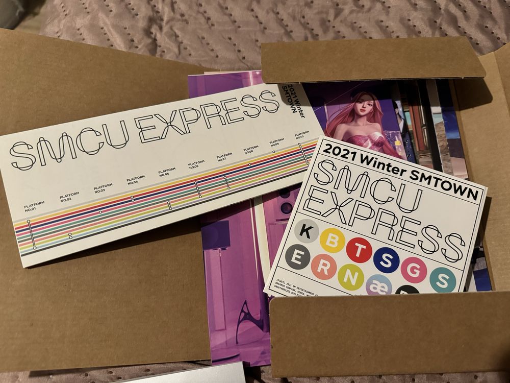 Album photobook 2021 Winter SM smcu express kpop aespa red velvet