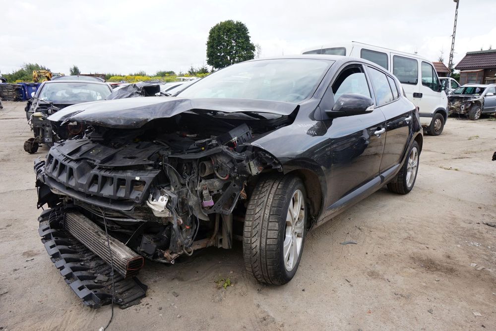 RENAULT MEGANE III PH1 5D HB 2009 NV676 1.9 DCI F9Q870 130KM ND4001 CZARNY na części