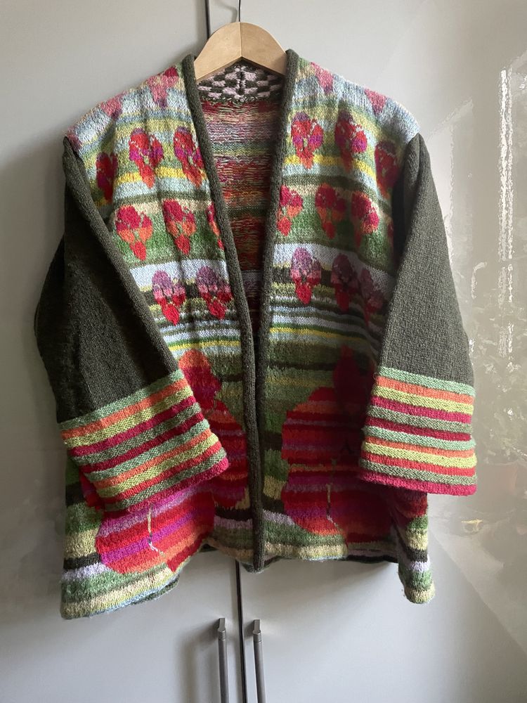 Sweter narzutka wełniany rękodzieło L / XL wełna