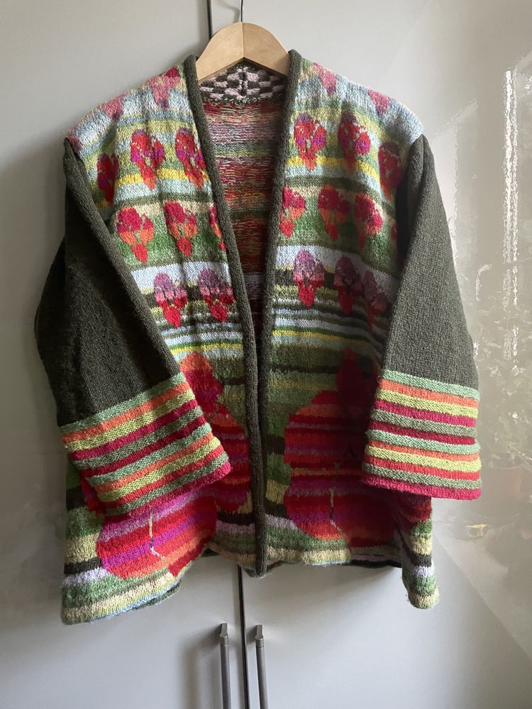 Sweter robiony na drutach wełna wełniany śliczny