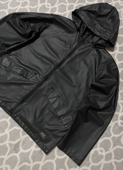Вітровка Helly Hansen