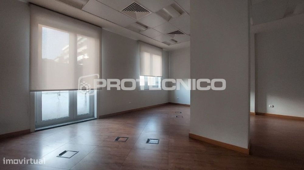 Escritório c/ 80m2 – Centro de Aveiro