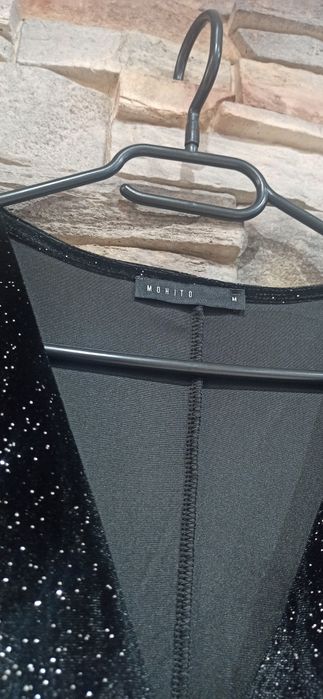 welurowa sukienka czarna mini 38 mohito