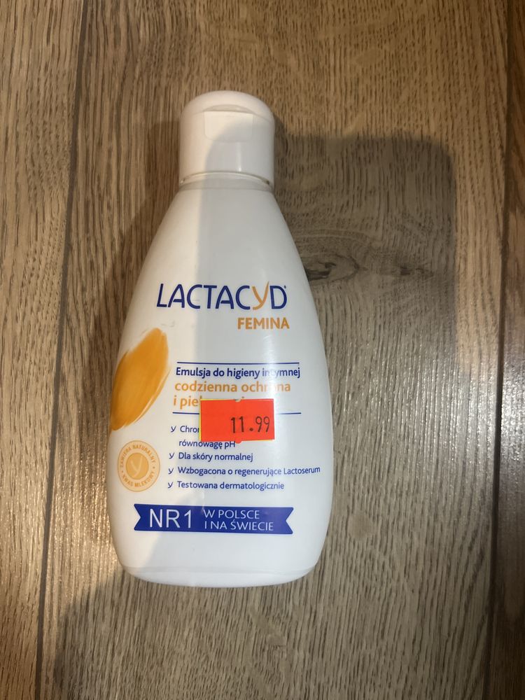 Płyn do higieny intymnej Lactacyd Femina 200 ml zapas