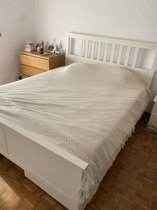 Cama Ikea com gavetoes