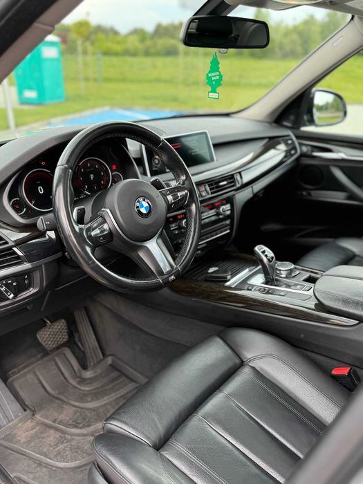 BMW X5 F15 3.0D 258KM bogato wyposażony
