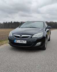 Opel Astra 1.7 CDTI 2011r.