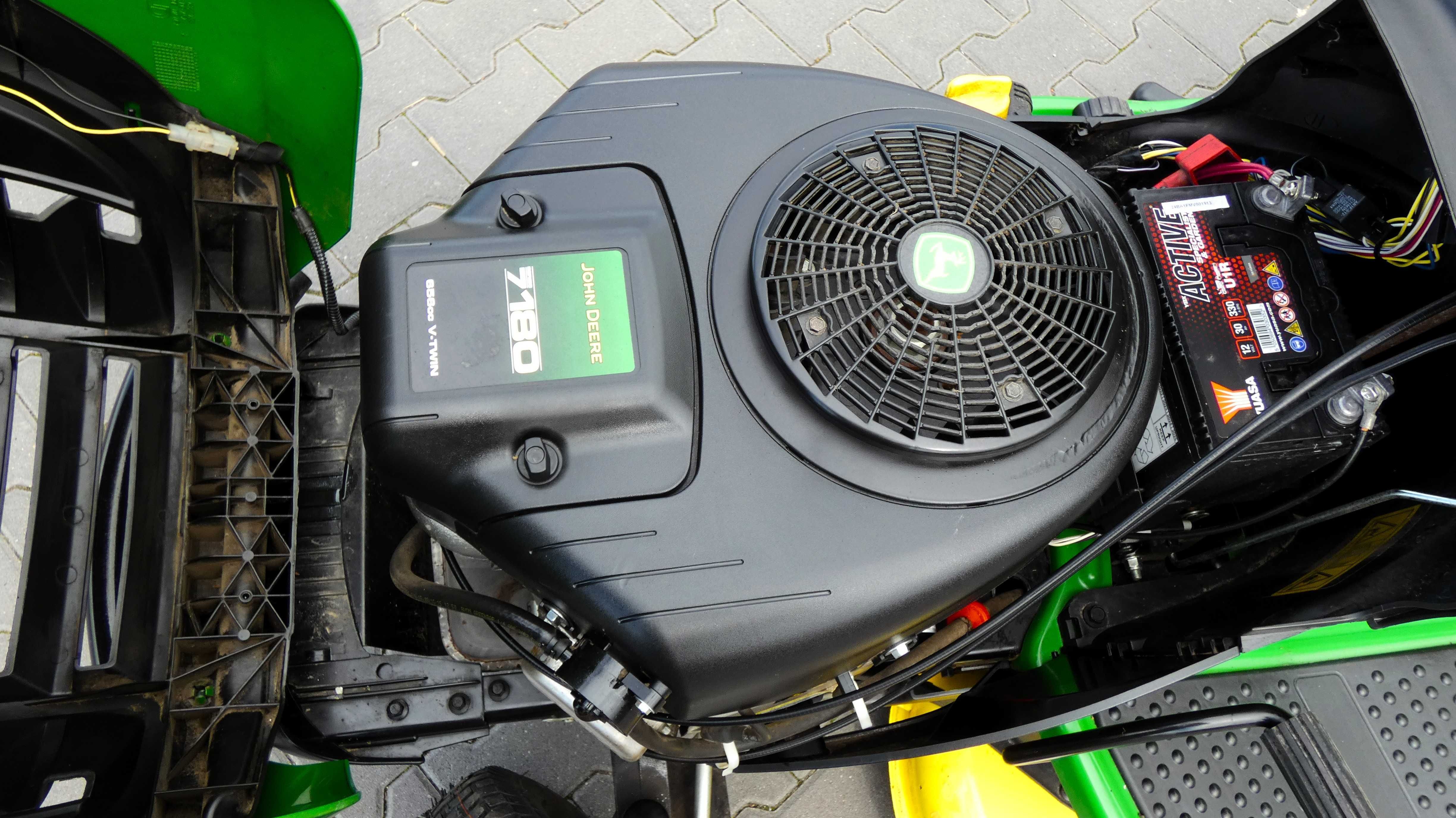 Traktorek kosiarka John Deere X155R B&S 2 Cylindry (060602.5) - Baras