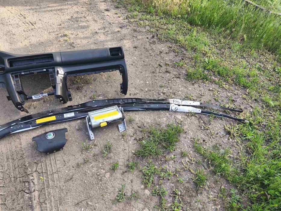 Торпедо skoda superb 1 безопасность консоль  подушка безопасности