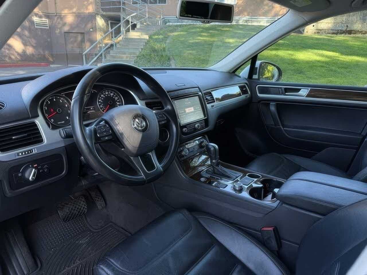 Volkswagen Touareg 2015