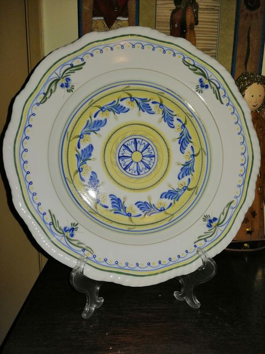 Prato grande pintado à mão de Viana do Castelo