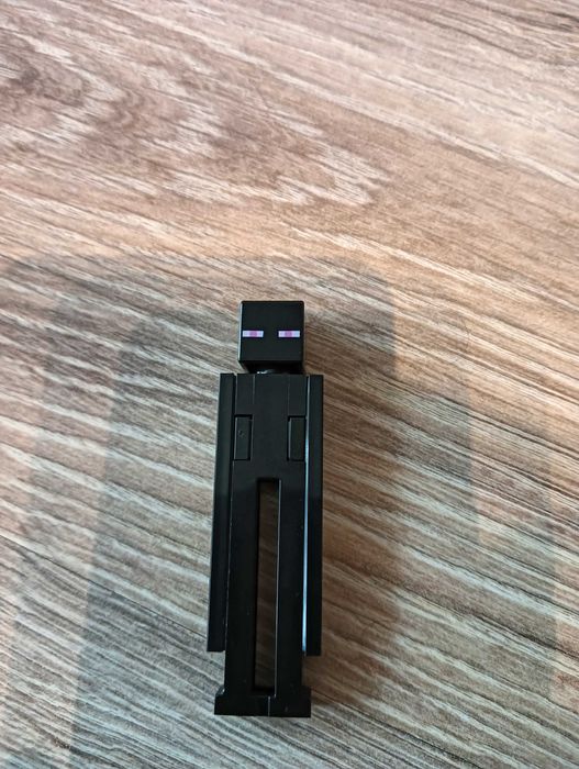 LEGO Minecraft Enderman – oryginalna figurka kolekcjonerska