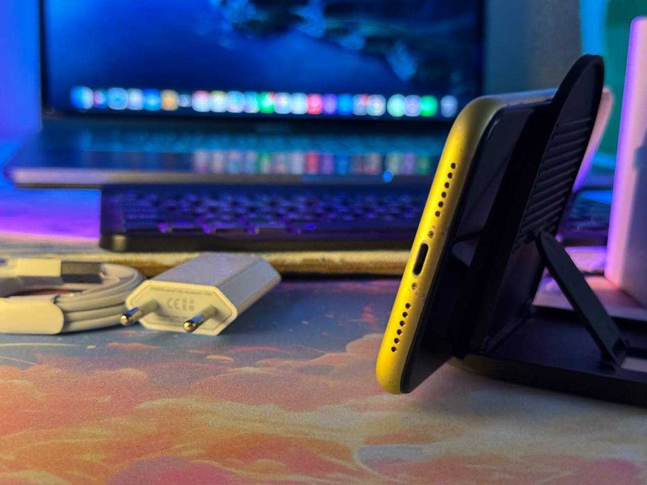 iPhone 11 Yellow Комплект. Ідеальний стан