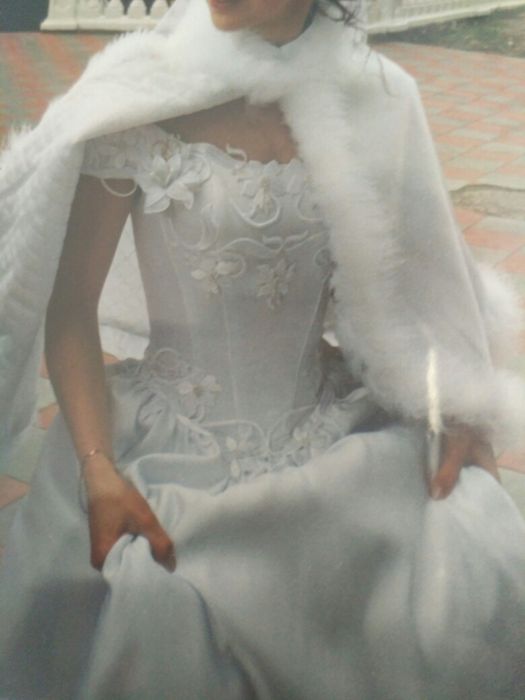 Весільне плаття