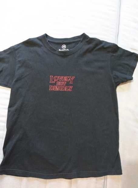 Czarna damska koszulka, tshirt z czerwonym napisem, r XS,