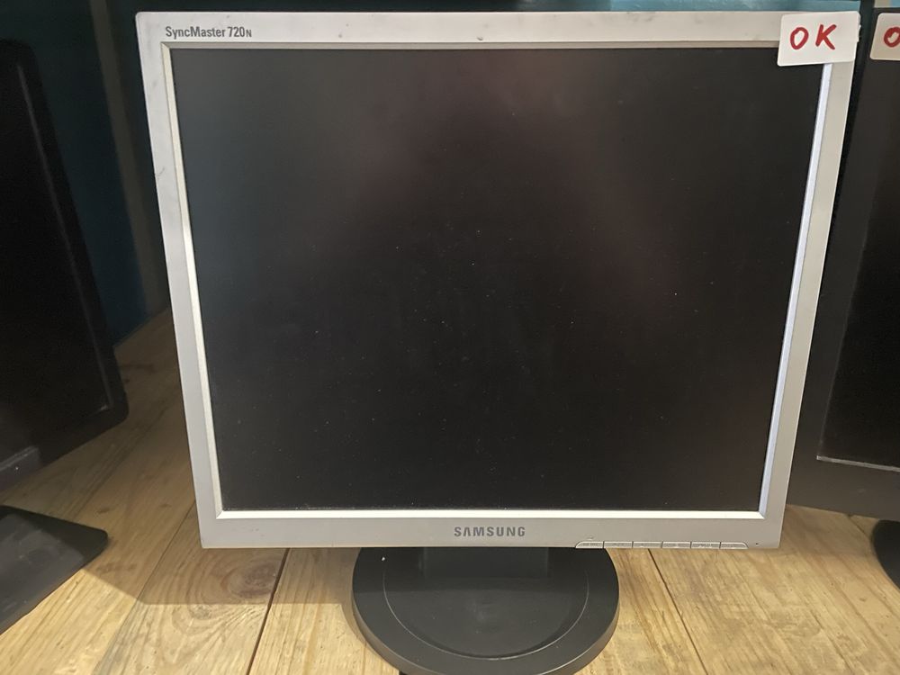 МОНІТОРИ DELL, ViewSonic, Sumsung, 17 дюймів