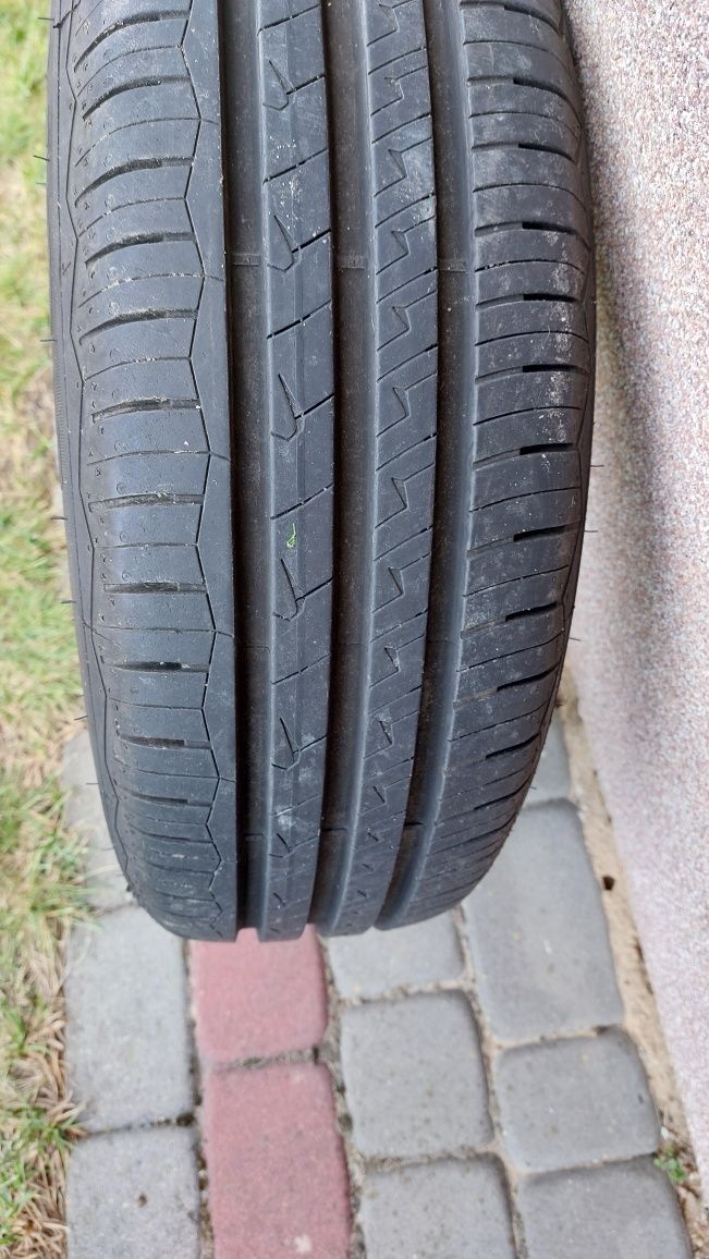 Opony letnie 195/65 R15 DĘBICA